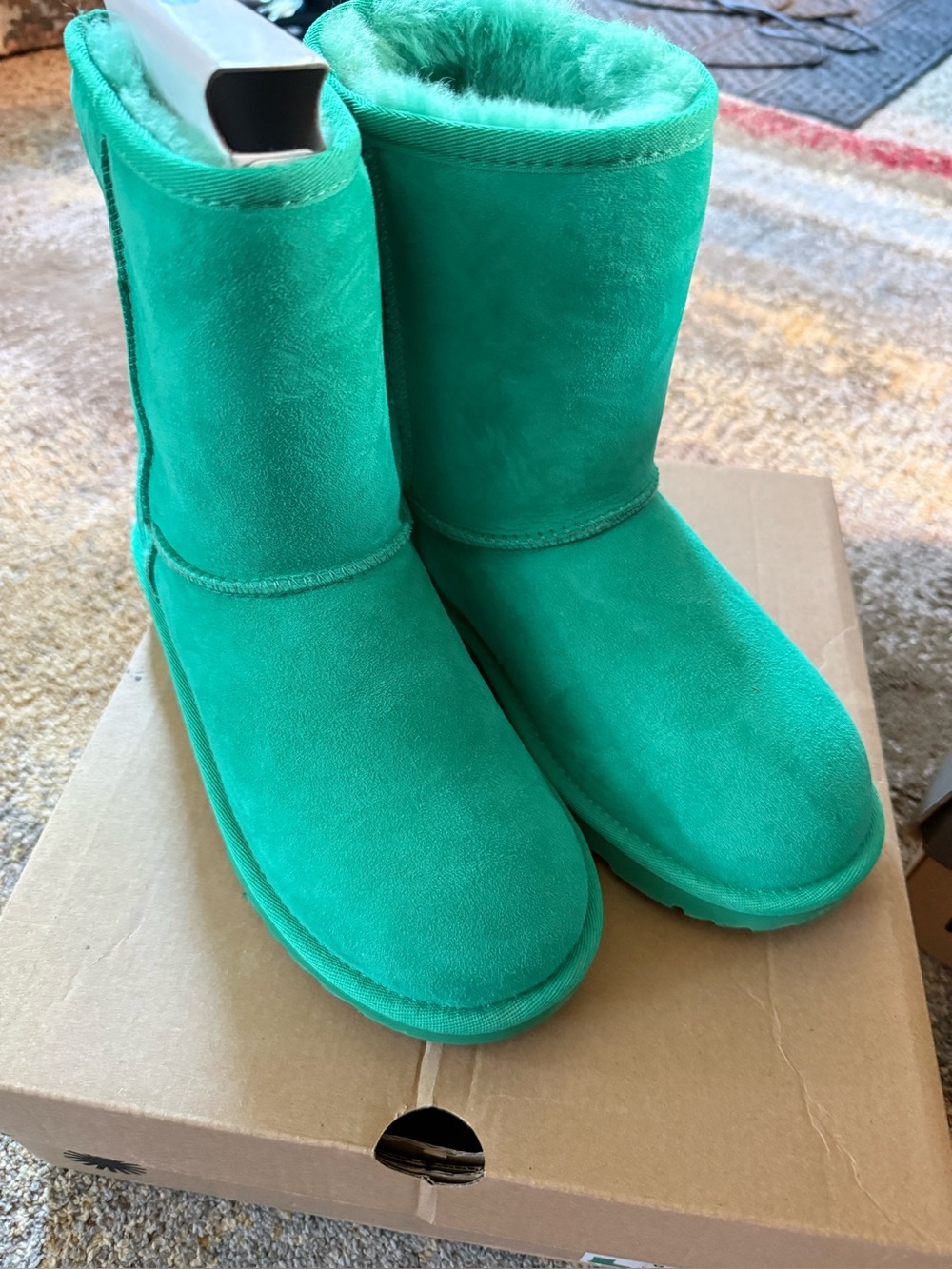 UGG kids Green Cozy Suede Shearling Boots